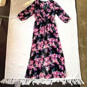 🥳3/$30🌸 Full length beach cover up or dress